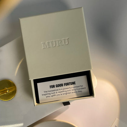 Horseshoe Bracelet Gold